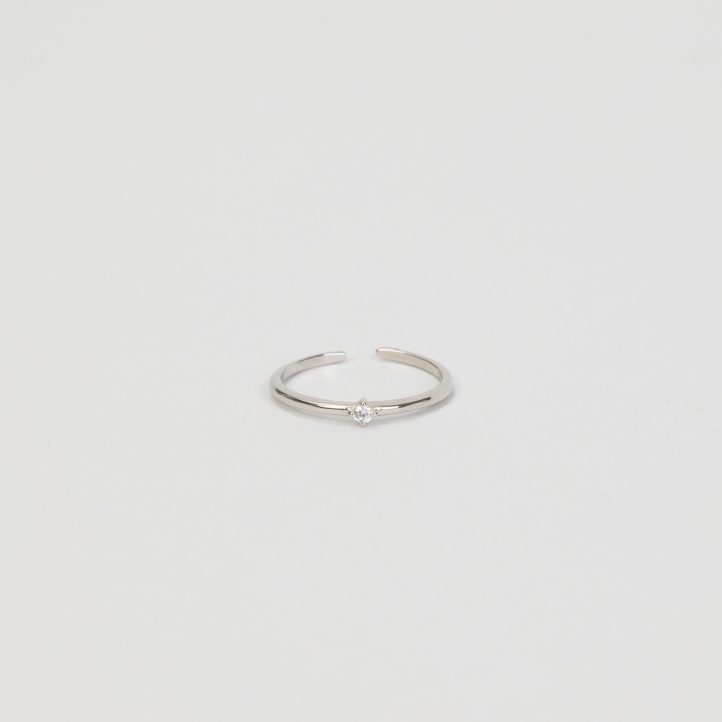 Pierścionek z pojedynczą cyrkonią Minimal Form