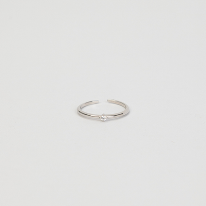 Pierścionek z pojedynczą cyrkonią Minimal Form